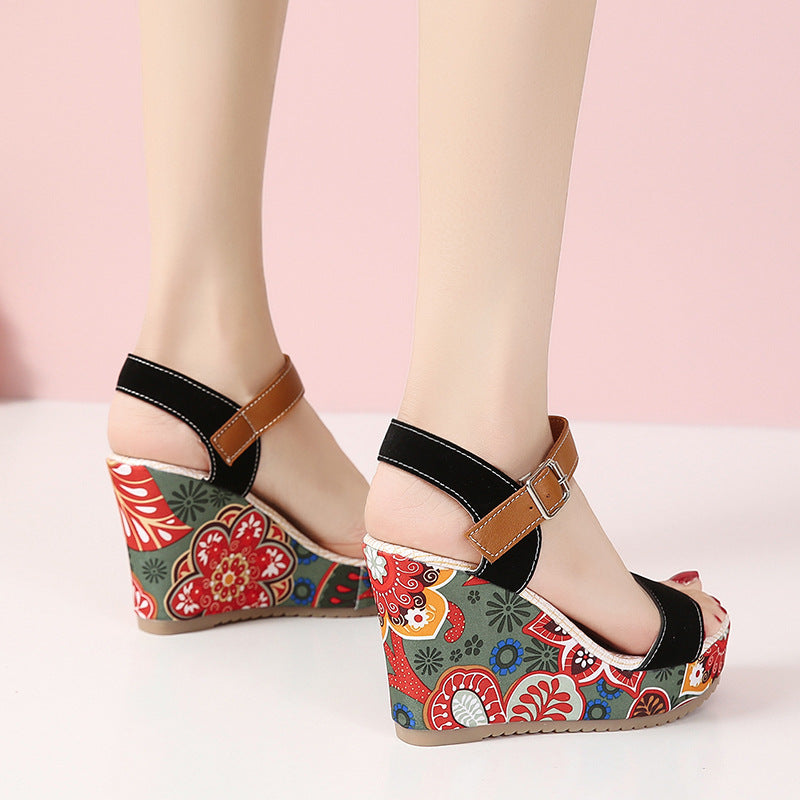 Blumen Wedge Sandalen Sommerfarben für Damen