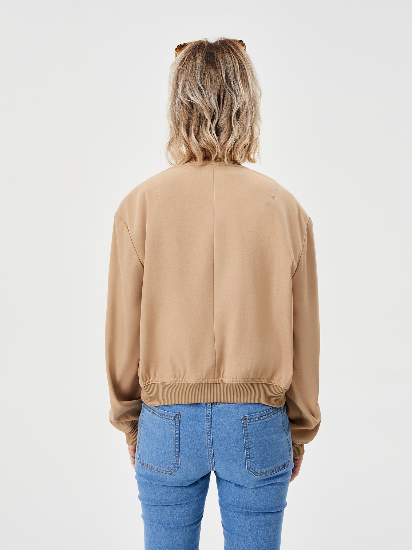 Leichte Cropped Bomberjacke für Frühlings-Styles