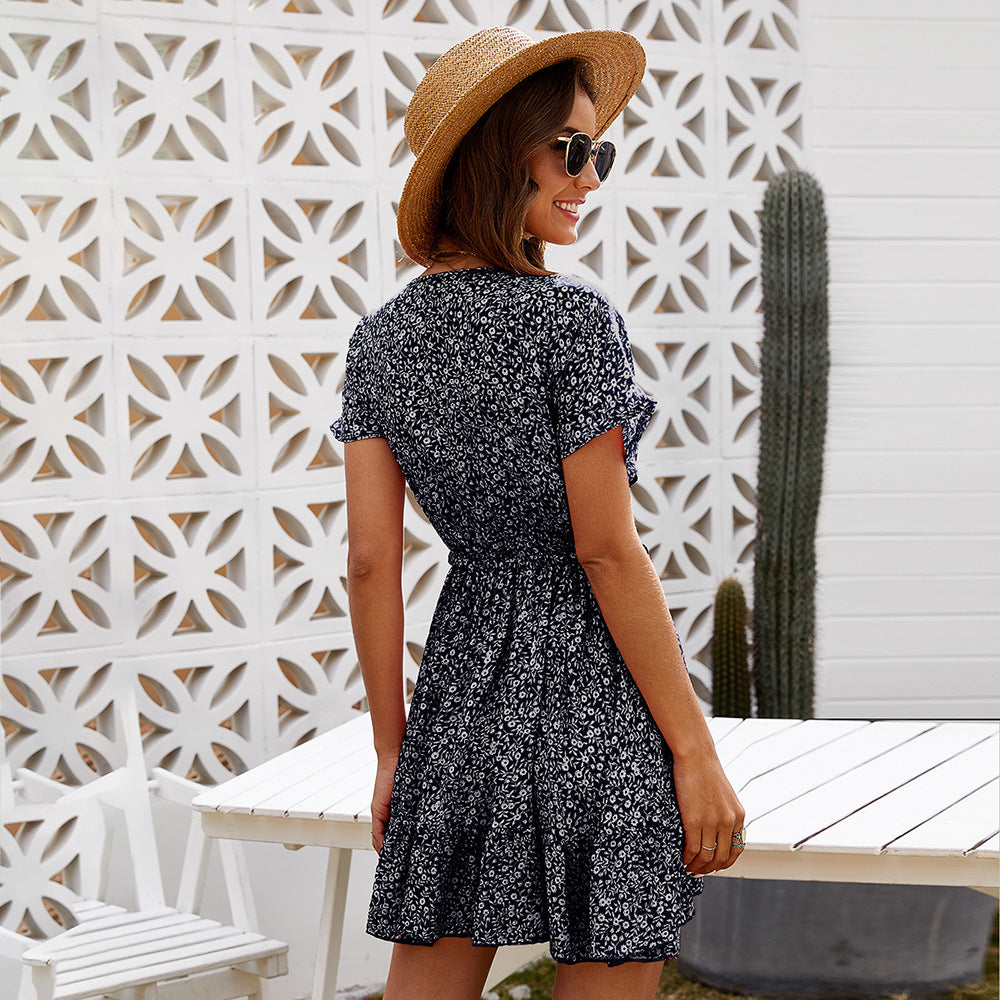 Elegantes Rüschen-Kleid mit Blumenmuster für Frühlingstage