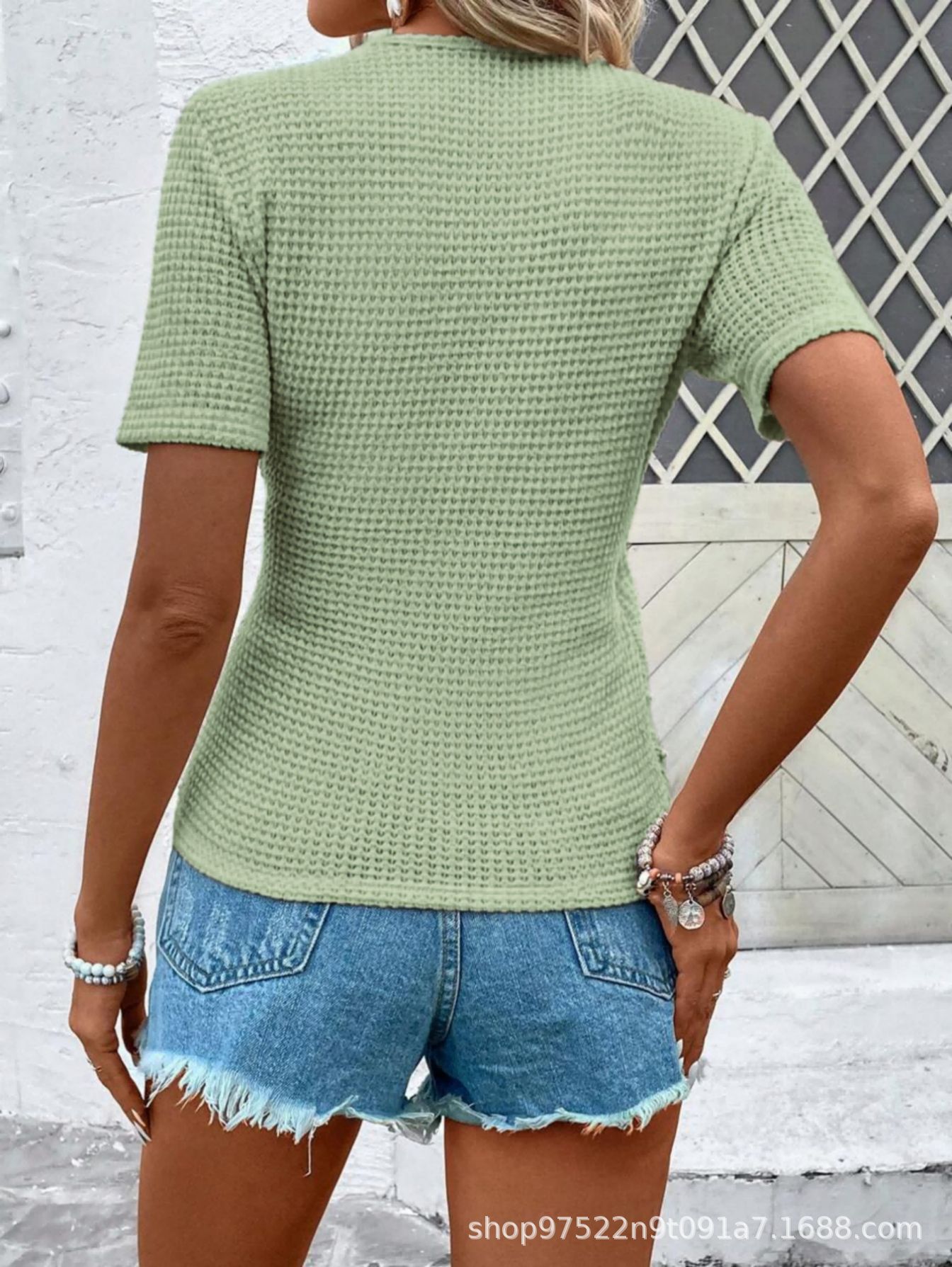 Elegantes V-Ausschnitt Shirt Perfekt für Frühling und Alltag