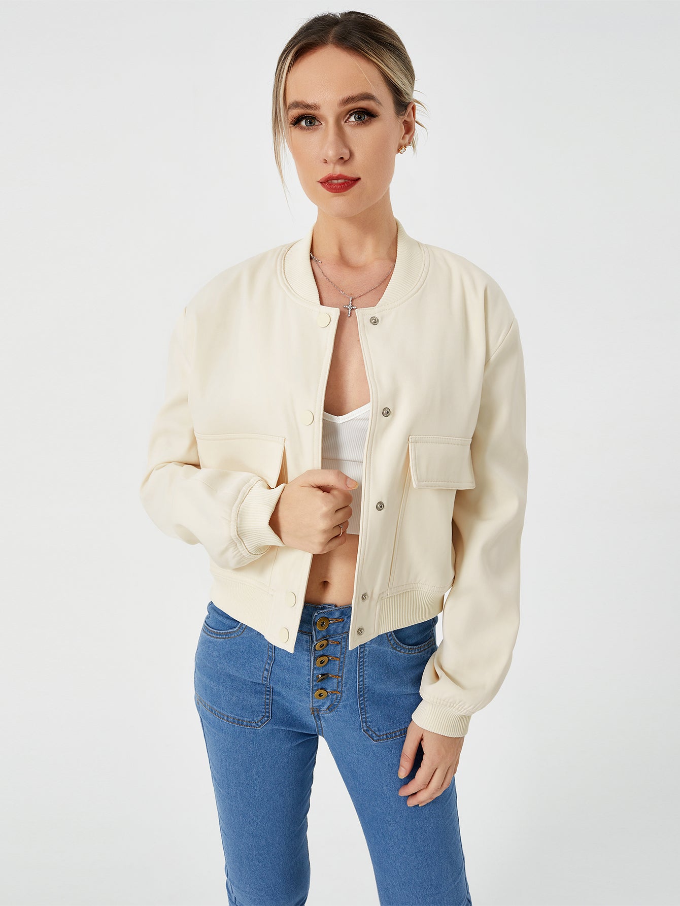 Leichte Cropped Bomberjacke für Frühlings-Styles