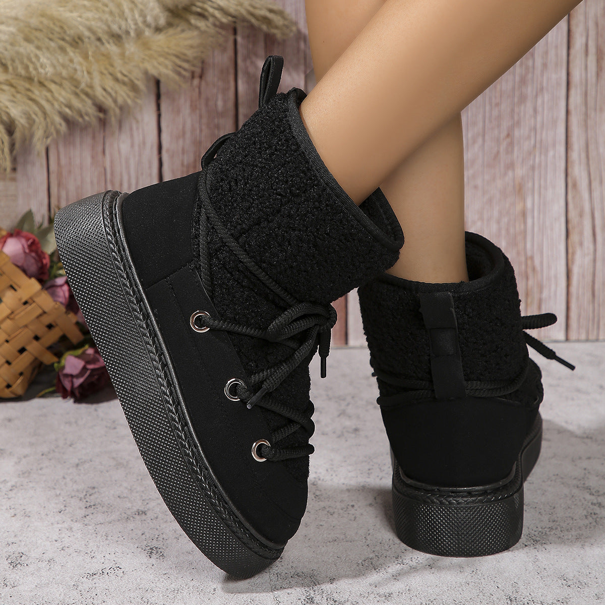 Warme Damen-Schnürstiefel für winterliche Frühlingstage