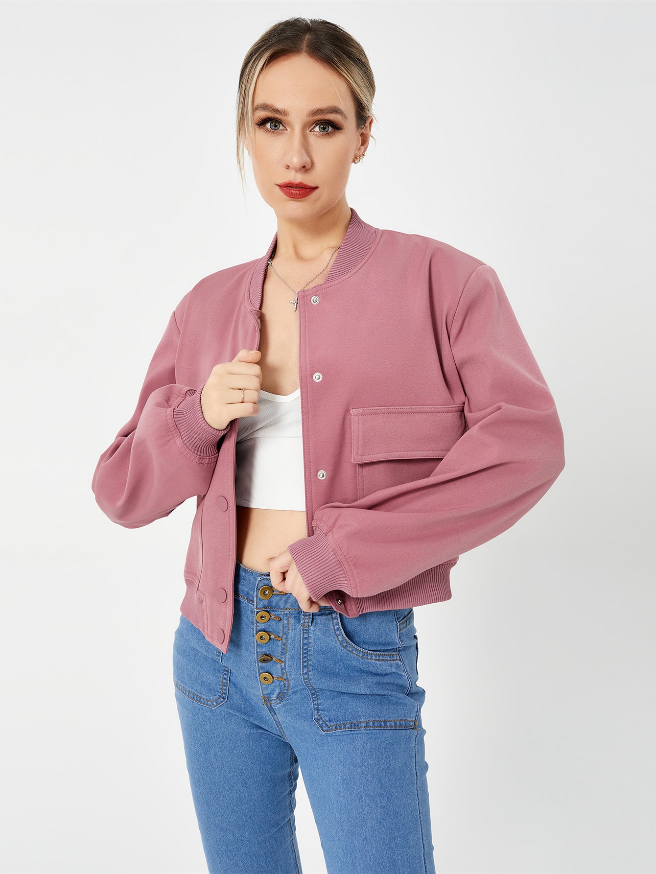 Leichte Cropped Bomberjacke für Frühlings-Styles