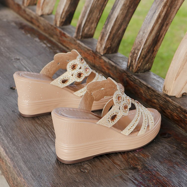 Boho Pailletten Keilsandaletten Perfekt für Frühjahr & Sommer