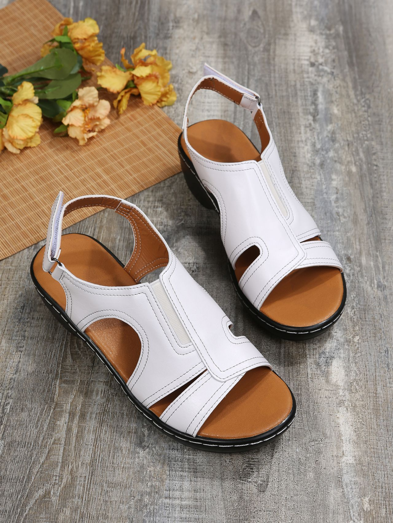 Velcro Sandalen mit Cutout für Alltag und Freizeit