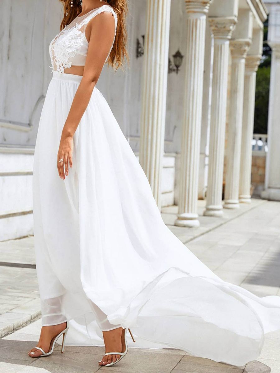 Elegantes Hochzeitskleid für Frühlingsfeiern