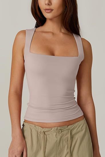 Elegant Square-Neck Top Slim Fit für Alltag und Freizeit