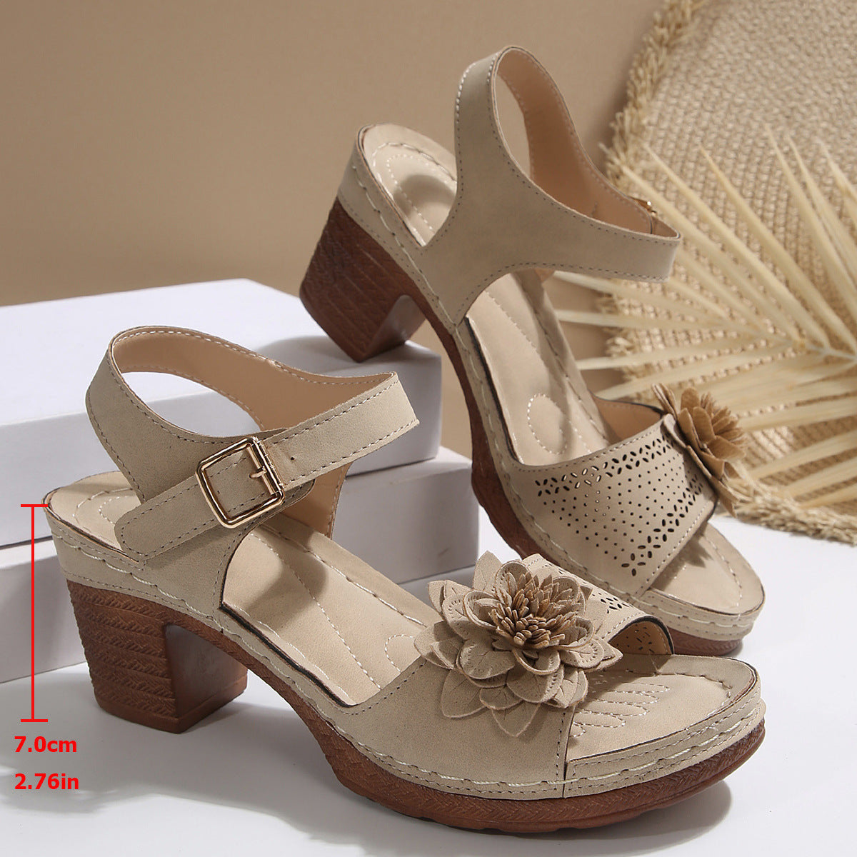 Blumige Damen Plateau Sandalen für den Sommer Alltagslook