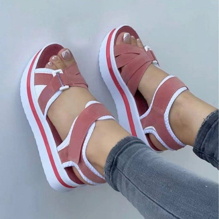 Stilvolle Plattform Sandalen für Komfort und Sommerfreude