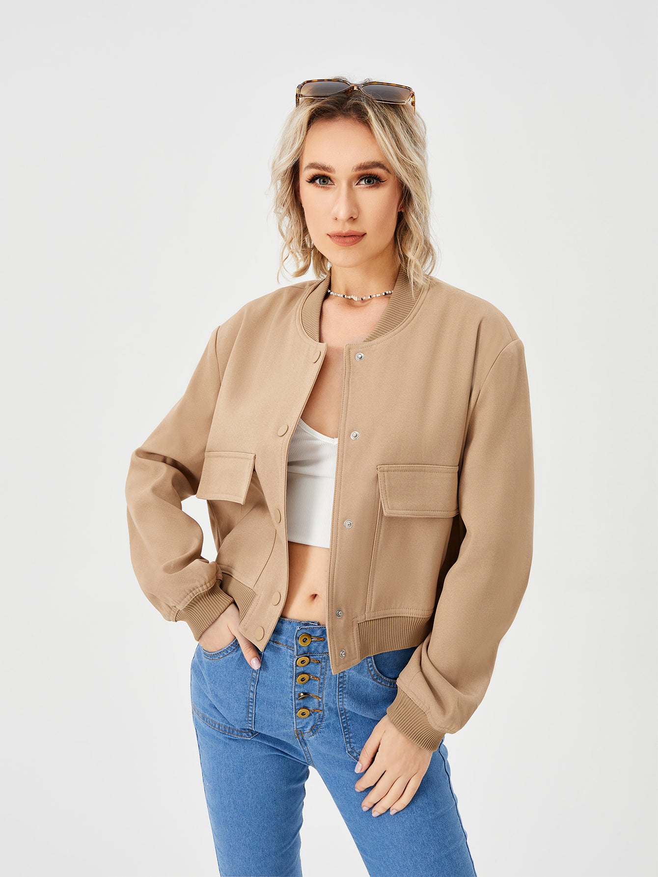 Leichte Cropped Bomberjacke für Frühlings-Styles
