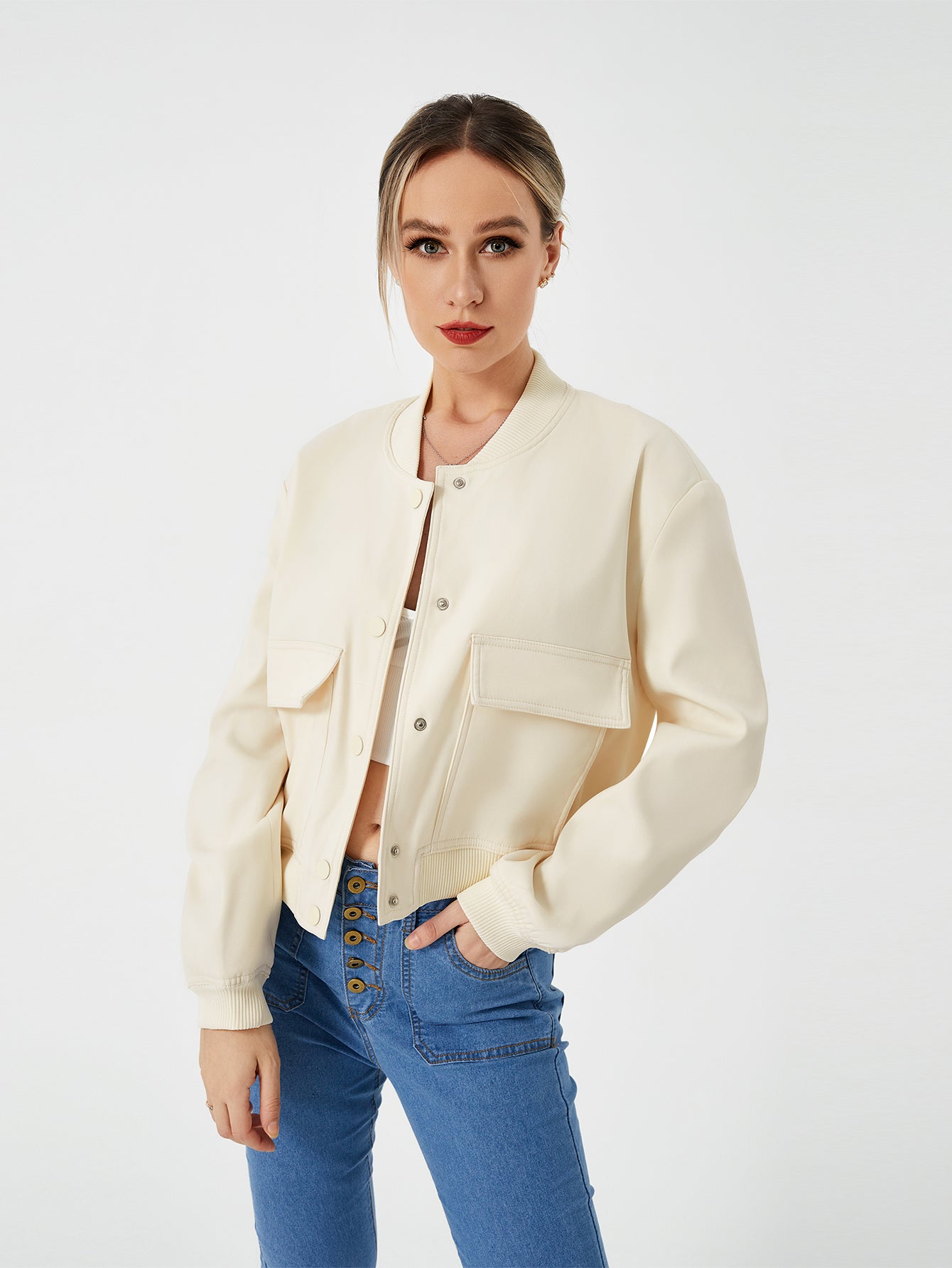 Leichte Cropped Bomberjacke für Frühlings-Styles