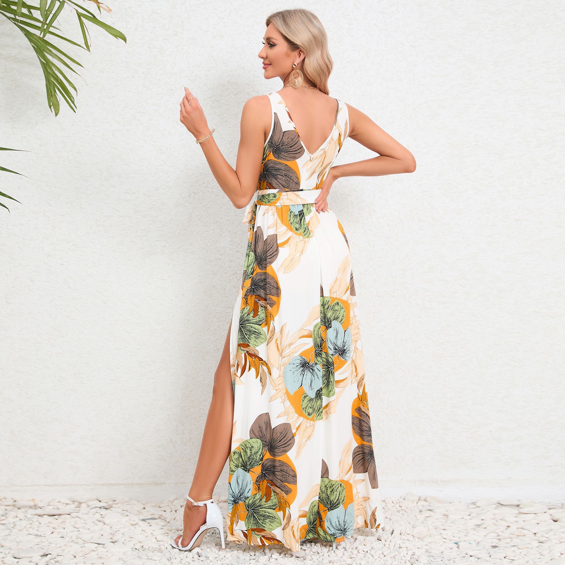 Frühlingshaftes Maxikleid mit Blumenprint für besondere Anlässe