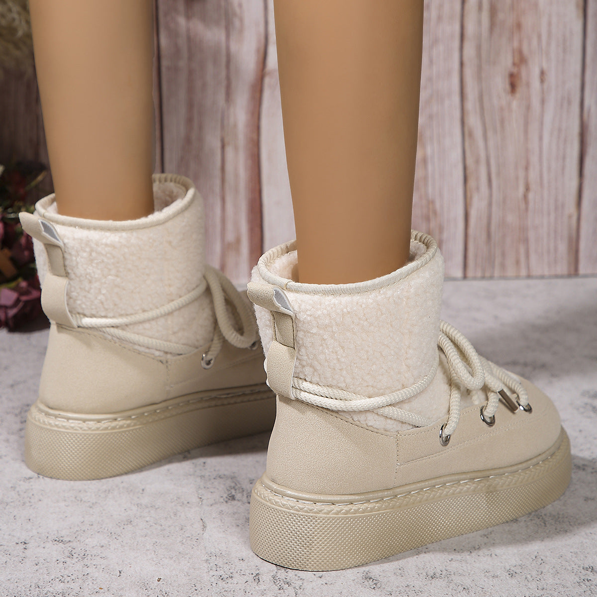 Warme Damen-Schnürstiefel für winterliche Frühlingstage