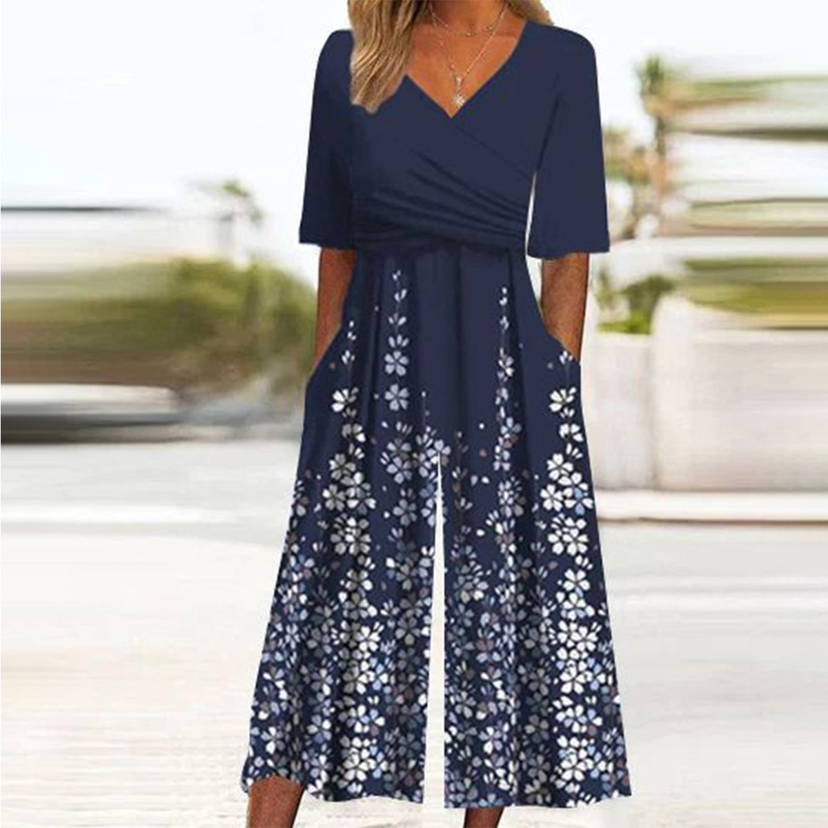 Navy Short Sleeve Jumpsuit - Elegantes Frühlings-Upgrade mit Seitentaschen