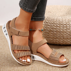Sommerliche Keilsandalen mit Strass Perfekt für Strand & Alltag