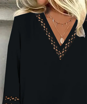Black V-Neck 3/4 Sleeve Top - Frühlingshafter Chic & Komfort in Einem