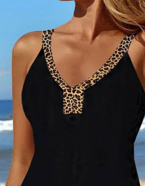 Wild Black Sleeveless Swimwear: Moderner Badeanzug für unvergessliche Frühlingsmomente