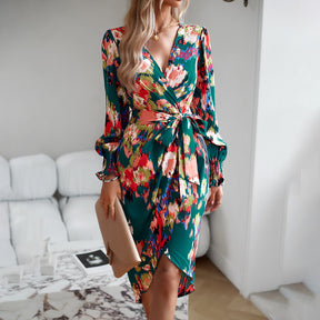 Frühlingshaftes V-Ausschnitt Kleid Perfekt für Elegante Anlässe