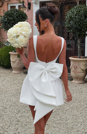 Elegantes A-Linien Kleid mit Schleife Perfekt für Partys