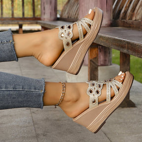 Boho Pailletten Keilsandaletten Perfekt für Frühjahr & Sommer