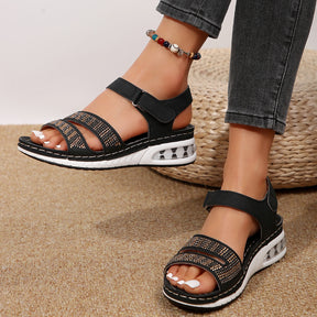 Sommerliche Keilsandalen mit Strass Perfekt für Strand & Alltag