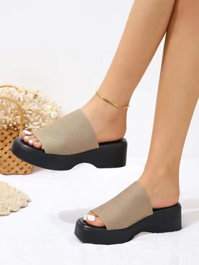 Modische Plateau-Slipper für Alltag und Freizeit