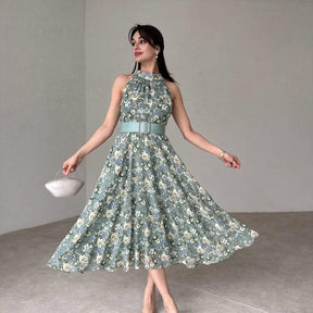 Elegantes Blumen-Kleid für Alltag und Anlässe
