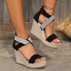 Stilvolle Wedges Sandalen mit Strass für besondere Anlässe